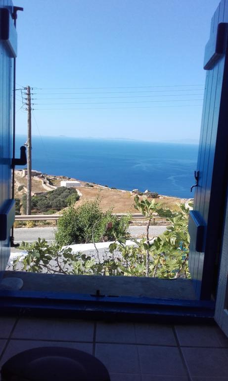 Light Blue Home Folegandros Town Exterior photo