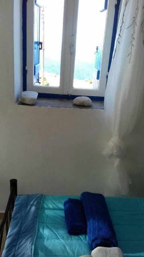 Light Blue Home Folegandros Town Exterior photo